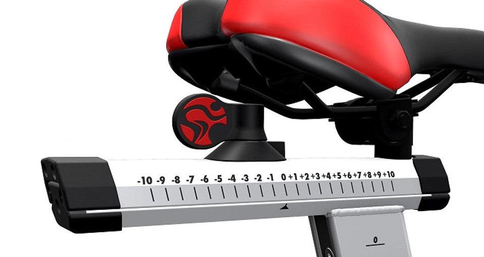 Life Fitness IC6 Indoor Cycle Adjustable Seat Handle Digital Display